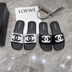 샤넬 CHANEL 2021 SS 퀄팅 CC로고 여성 슬리퍼 커스텀급