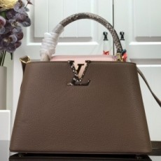 루이비통 LOUIS VUITTON 2021 SS 카퓌신 뱀피 스트랩 토트백 브라운 PM M42259 커스텀급
