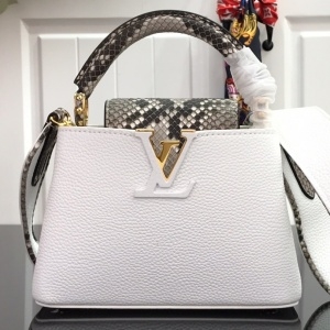 루이비통 LOUIS VUITTON 2021 SS 카퓌신 뱀피 투톤 토트백 화이트 BB M94519 커스텀급