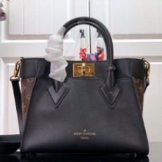 루이비통 LOUIS VUITTON 2021 SS 온 마이 사이드 토트백 M57728 커스텀급