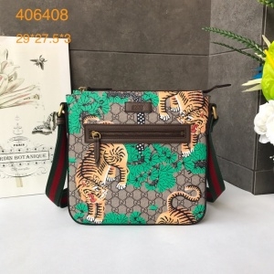 구찌 GUCCI 2021 SS GG 수프림 쿠리에 소프트 메신저백 타이가 406408 커스텀급