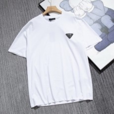 프라다 PRADA 2021 SS 캐릭터 삼각 패치 로고 남여공용 반팔티 커스텀급