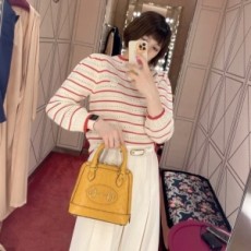 구찌 GUCCI 2021 SS 스트라이프 GG로고 니트 여성 긴팔티 커스텀급