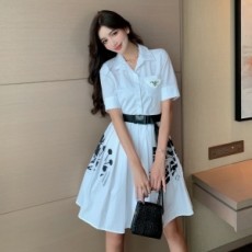 프라다 PRADA 2021 SS 플라워 로고 포켓 벨트 여성 원피스 커스텀급