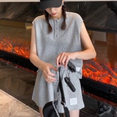 톰브라운 THOM BROWNE 2021 SS 민소매 반팔티 반바지 여성 세트 커스텀급