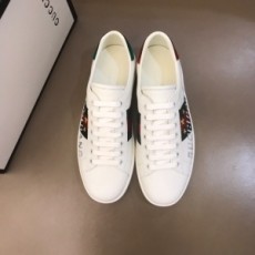 구찌 GUCCI 2021 SS 캐릭터 삼선 로고 남성 슈즈 커스텀급