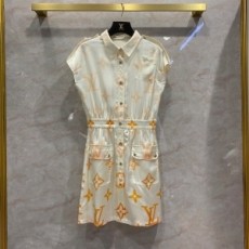 루이비통 LOUIS VUITTON 2021 SS 포켓 카라 여성 원피스 커스텀급