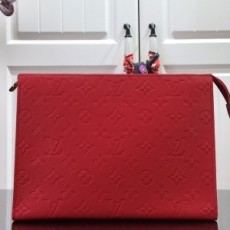 루이비통 LOUIS VUITTON 2021 SS 앙프렝뜨 포쉐트 토일렛 레드 클러치백 M45665 커스텀급