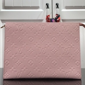 루이비통 LOUIS VUITTON 2021 SS 앙프렝뜨 포쉐트 토일렛 핑크 클러치백 M45665 커스텀급
