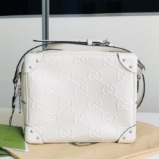 구찌 GUCCI 2021 SS GG 앰보스 화이트 숄더백 626363 커스텀급
