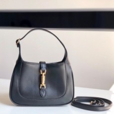 구찌 GUCCI 2021 SS 재키 레더 미니 블랙 숄더백 637091 커스텀급
