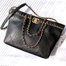 샤넬 CHANEL 2021 SS 빈티지 체인 쇼퍼백 블랙 AS2374 미러급