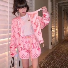 루이비통 LOUIS VUITTON 2021 SS 모노그램 여성 점퍼 반바지 세트 커스텀급