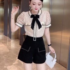 샤넬 CHANEL 2021 SS 포켓 리본 여성 블라우스 반바지 세트 커스텀급