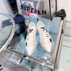 프라다 PRADA 2021 SS 투톤 로고 땡땡이 여성 슈즈 커스텀급