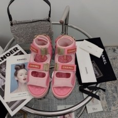 샤넬 CHANEL 2021 SS 퀄팅 패치로고 투버클 핑크 여성 샌들 커스텀급