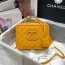샤넬 CHANEL 2021 SS CC 체인로고 미듐 토트백 옐로우 AS93343 커스텀급