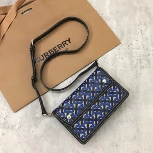 버버리 BURBERRY 2021 SS TB로고 패브릭 네이비 크로스백 커스텀급