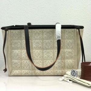 로에베 LOEWE 2021 SS 로고 자수 베이지 숄더백 10533 커스텀급