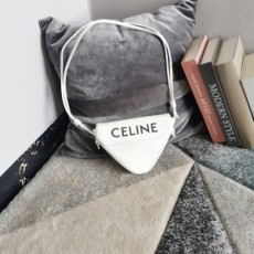 셀린느 CELINE 2021 SS 트라이앵글 레더 화이트 크로스백 195903 커스텀급