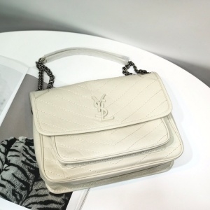 생로랑 SAINT LAURENT 2021 SS 로고 포켓 아이보리 빈티지 체인 숄더백 2830 커스텀급