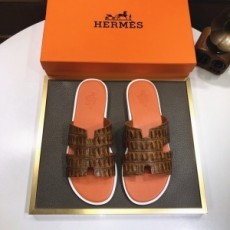 에르메스 HERMES 2021 SS 악어가죽무늬 캐릭터 H로고 남성 슬리퍼 커스텀급