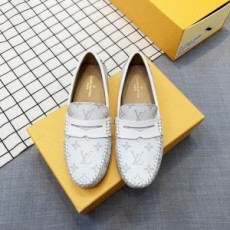 루이비통 LOUIS VUITTON 2021 SS 모노그램 화이트 남성 슈즈 커스텀급