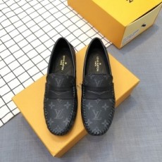 루이비통 LOUIS VUITTON 2021 SS 모노그램 블랙 남성 슈즈 커스텀급