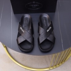 프라다 PRADA 2021 SS 카프스킨 로고 남성 슬리퍼 커스텀급
