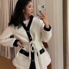 샤넬 CHANEL 2021 SS 블랙라인 화이트 까멜리아 여성 자켓 커스텀급