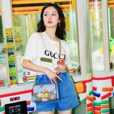 구찌 GUCCI 2021 SS 애폴 띠로고 여성 반팔티 커스텀급