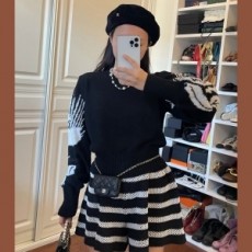샤넬 CHANEL 2021 SS 캐릭터 니트 여성 상의 커스텀급