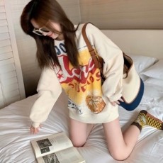 아크네 ACNE 2021 SS 캐릭터 프린트 아이보리 여성 긴팔티 커스텀급
