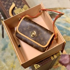 루이비통 LOUIS VUITTON 2021 SS 모노그램 티칼 숄더백 M40078 커스텀