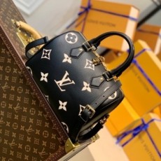 루이비통 LOUIS VUITTON 2021 SS 모노그램 반둘리에 토트백 M58947 커스텀