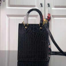 루이비통 LOUIS VUITTON 2021 SS 악어가죽무늬 브띠 삭 플라 블랙 토트백 M80169 커스텀