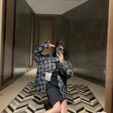루이비통 LOUIS VUITTON 2021 SS 캐릭터 체크 포켓 여성 자켓 커스텀