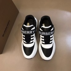 버버리 BUEBERRY 2021 SS 패치로고 블랙 남성 슈즈 커스텀