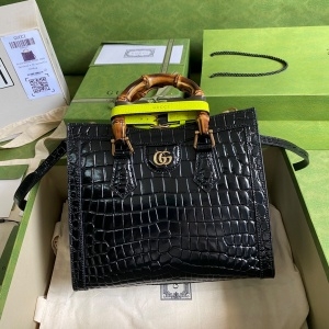 구찌 GUCCI 2021 SS 다이애나 스몰 악어가죽무늬 블랙 토트백 660195 커스텀