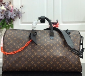 루이비통 LOUIS VUITTON 2021 SS 모노그램 반둘리에 체인 키폴 토트백 M44471 커스텀