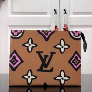 루이비통 LOUIS VUITTON 2021 SS 모노그램 토일레트리 베이지 파우치백 M80752 커스텀
