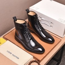 루이비통 LOUIS VUITTON 2021 SS 각인 로고 하이탑 블랙 남성 구두 커스텀