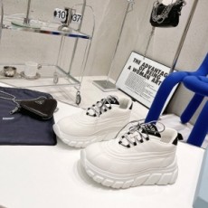 프라다 PRADA 2021 SS 스티치 화이트 블랙텝 여성 슈즈 커스텀