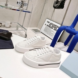 프라다 PRADA 2021 SS 스티치 삼각로고 화이트 여성 슈즈 커스텀