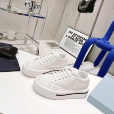 프라다 PRADA 2021 SS 스티치 삼각로고 화이트 여성 슈즈 커스텀