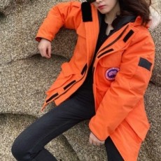 캐나다구스 CANADA GOOSE 2021 SS 코요테퍼 패치로고 오렌지 커플 패딩 커스텀