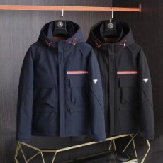 프라다 PRADA 2021 SS 패치로고 포켓 후드 남성 패딩 커스텀급