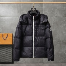 몽클레어 MONCLER 2021 SS 패치로고 후드 포켓 블랙 남성 패딩 커스텀급