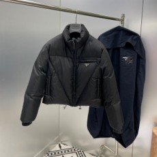 프라다 PRADA 2021 SS 삼각로고 퀄팅 여성 패딩 커스텀급