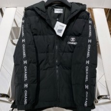 샤넬 CHANEL 2021 SS CC로고 띠로고 후드 블랙 여성 패딩 커스텀급